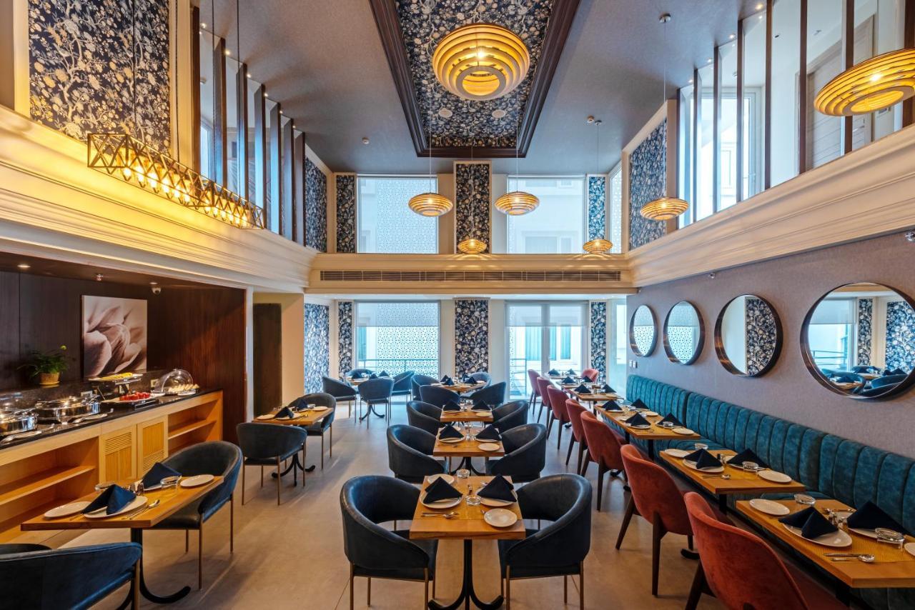 Hotel Saket 27 New Delhi Ngoại thất bức ảnh